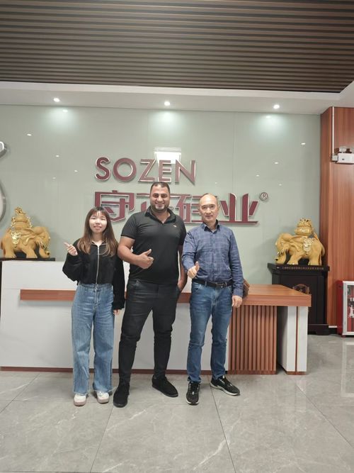 Dernières nouvelles de l'entreprise Les entreprises chinoises et égyptiennes travaillent ensemble: Notre société accueille les clients égyptiens pour visiter et inspecter
