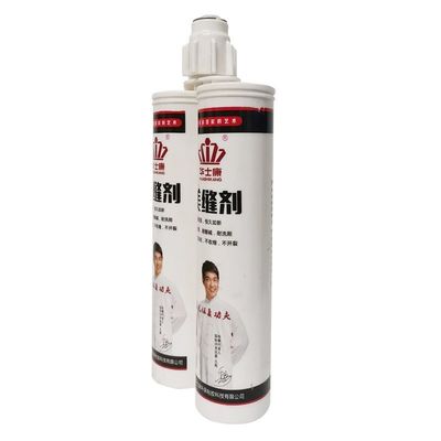 Durabilité supérieure résistant à l'usure et à la déformation pendant plus de 10 ans avec un mastic silicone acide normal.